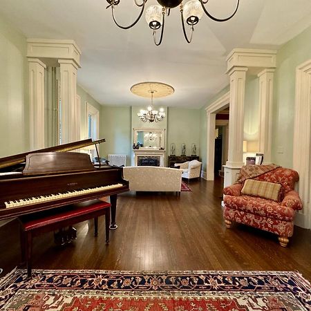 The Edwards Waterhouse Inn Fredonia ภายนอก รูปภาพ