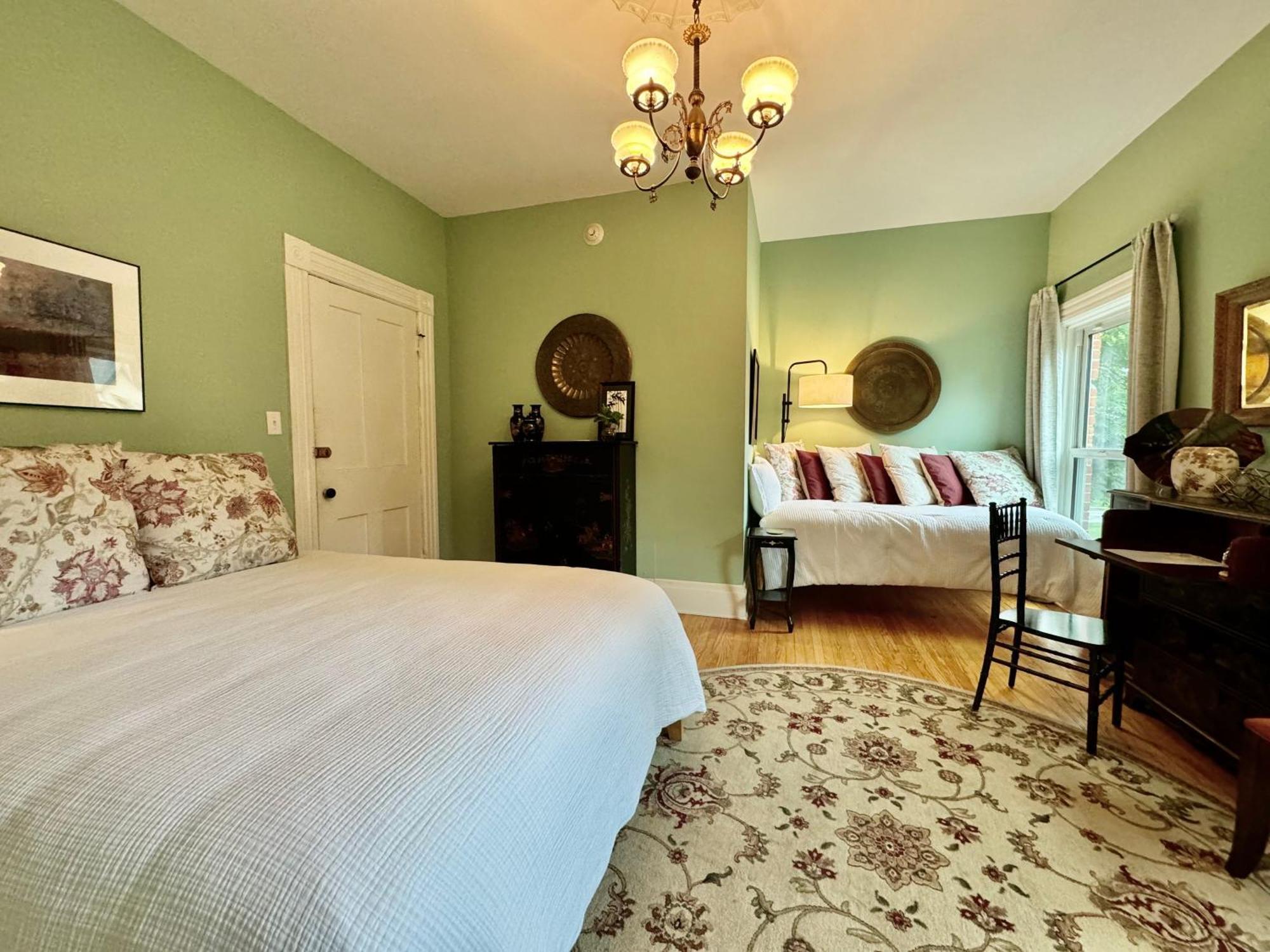 The Edwards Waterhouse Inn Fredonia ภายนอก รูปภาพ