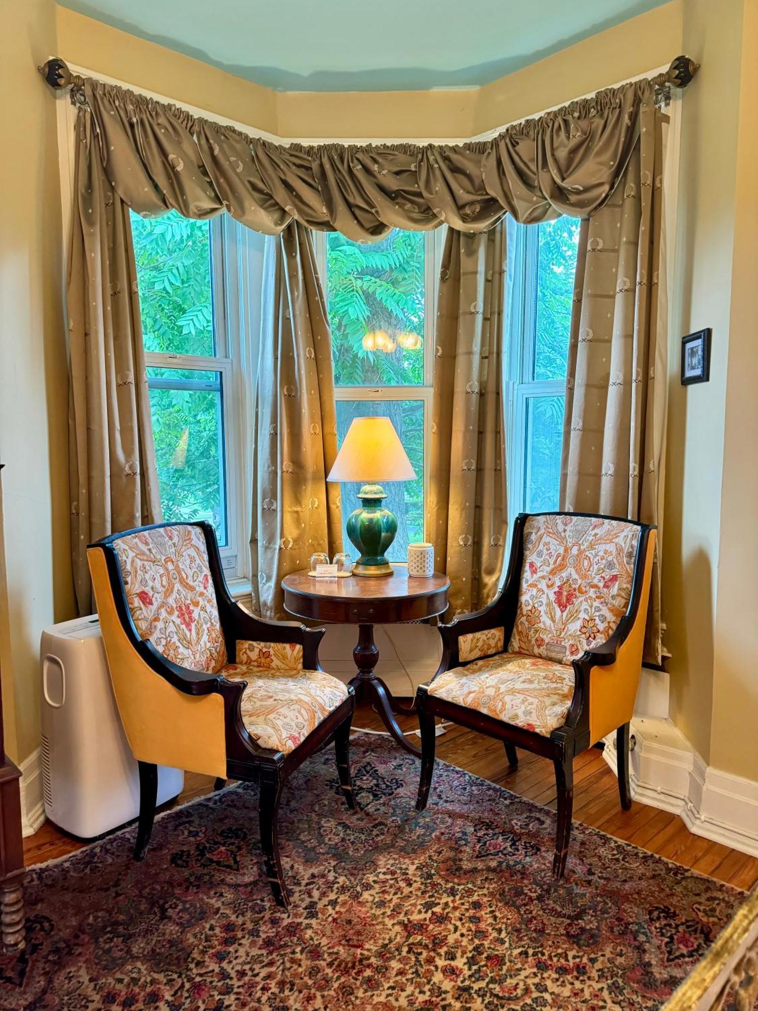 The Edwards Waterhouse Inn Fredonia ภายนอก รูปภาพ